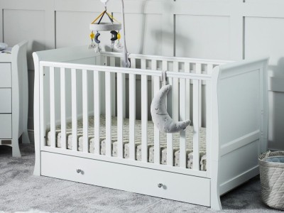 Ickle Bubba Snowdon Classic Cot Bed