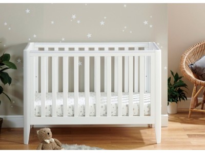 Babymore Iris mini Cot Bed – White