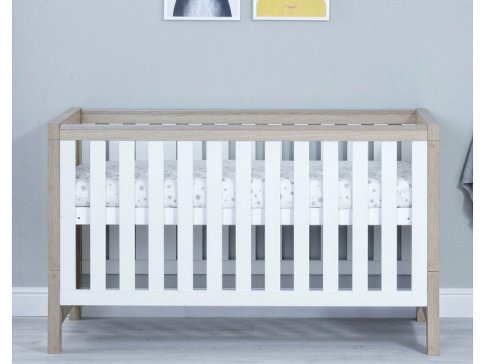 Babymore Luno Cot Bed – Oak White