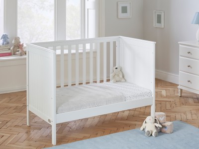 Molly mini cot bed, rounded corners, retro cot