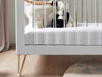 Babymore Kimi cot bed - Acrylic
