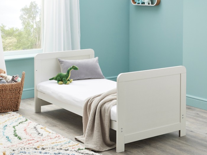 Babymore Caro Cot Bed - White Wash