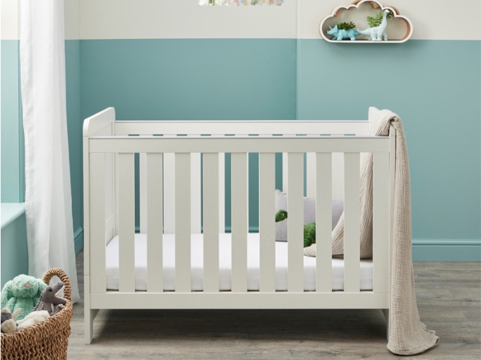 Babymore Caro Mini Cot Bed - White Wash