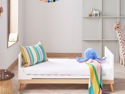 Babymore Mona Cot Bed - White