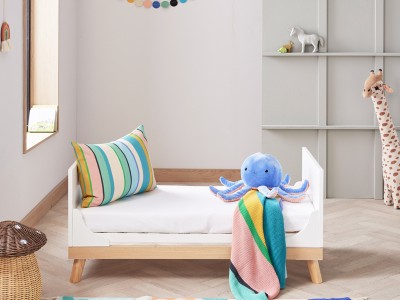 Babymore Mona Mini Cot Bed - White