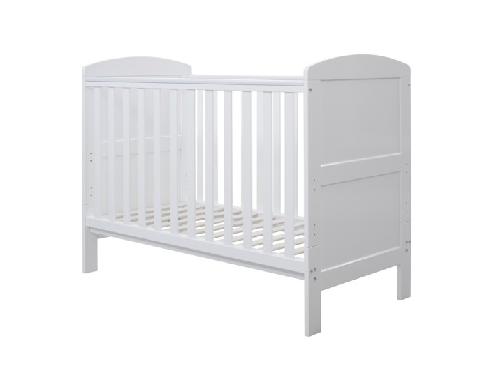 Ickle Bubba Coleby Mini Cot Bed